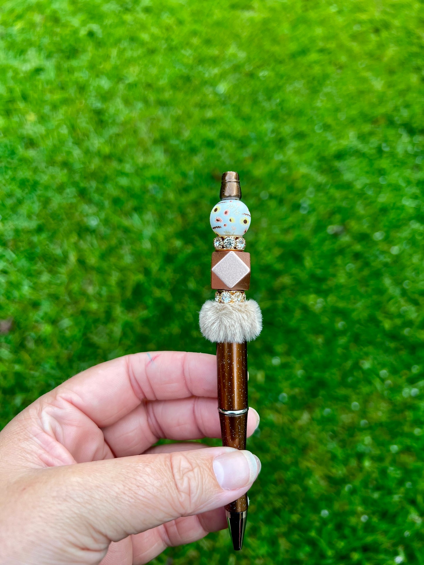 Champagne Flowers Pen