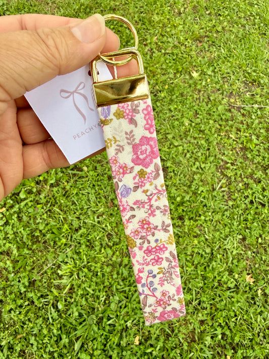 Vintage Floral Wristlet
